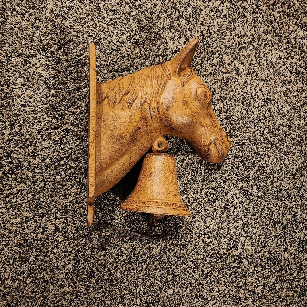 Cast iron horse head bell. Vintage equestrian decor.